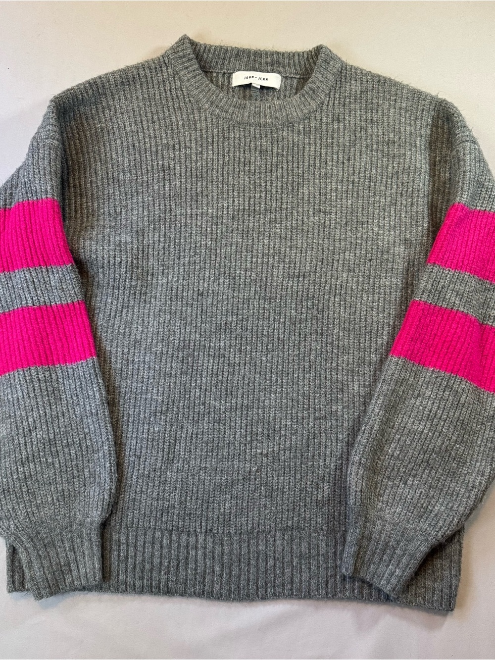 John + Jenn Grey Women’s M Crewneck Soft Knit Sweater w/Hot Pink Sleeve Stripes